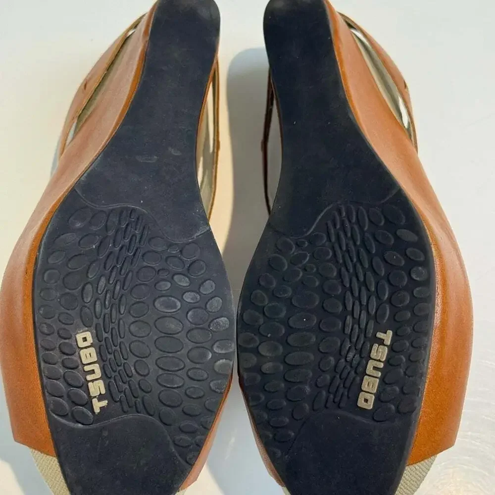 Tsubo Open Toe Brown Leather Wedge Sandals Slip On Slide Women’s Size: 6